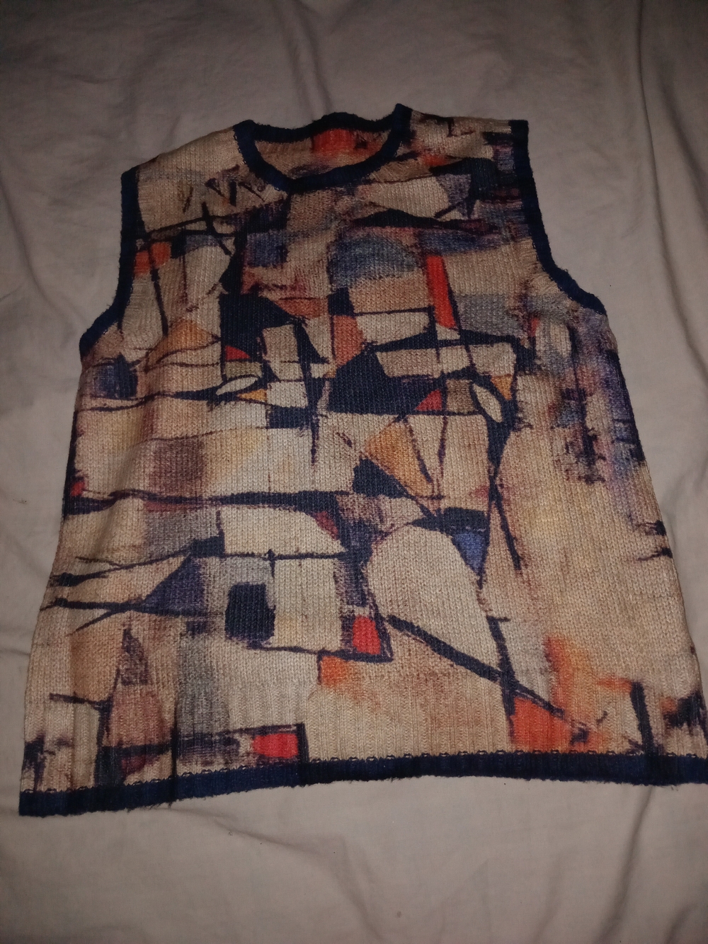 Sleeveless V-Neck Knit Sweater Vest in Beige Multi
